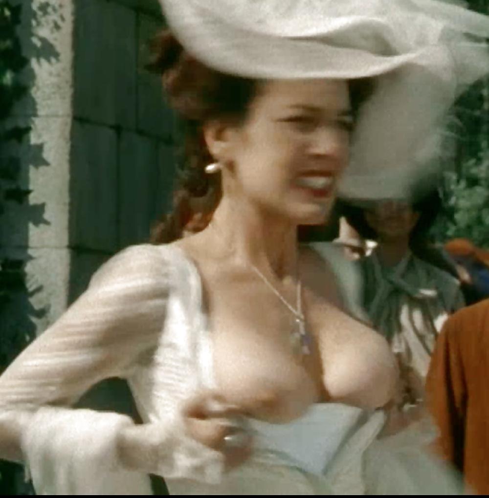 9P ALEXANDRA RAPPAPORT  NUDE