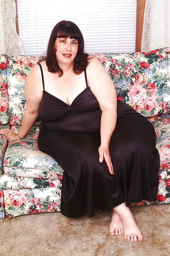 14P Sexy mature SSBBW Merrie