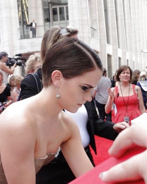25P Emma Watson 6