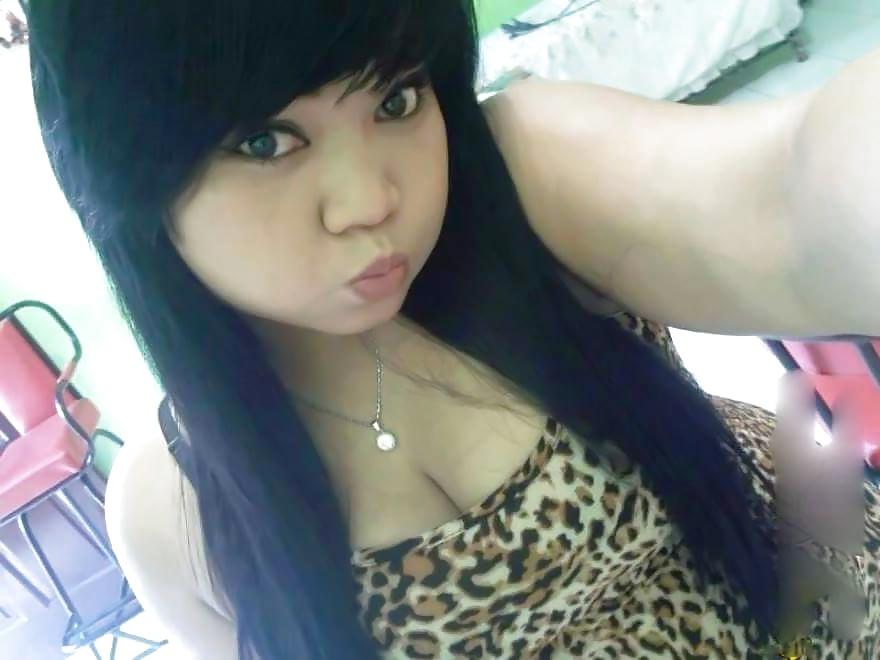 9P Gadis Tetek Montok