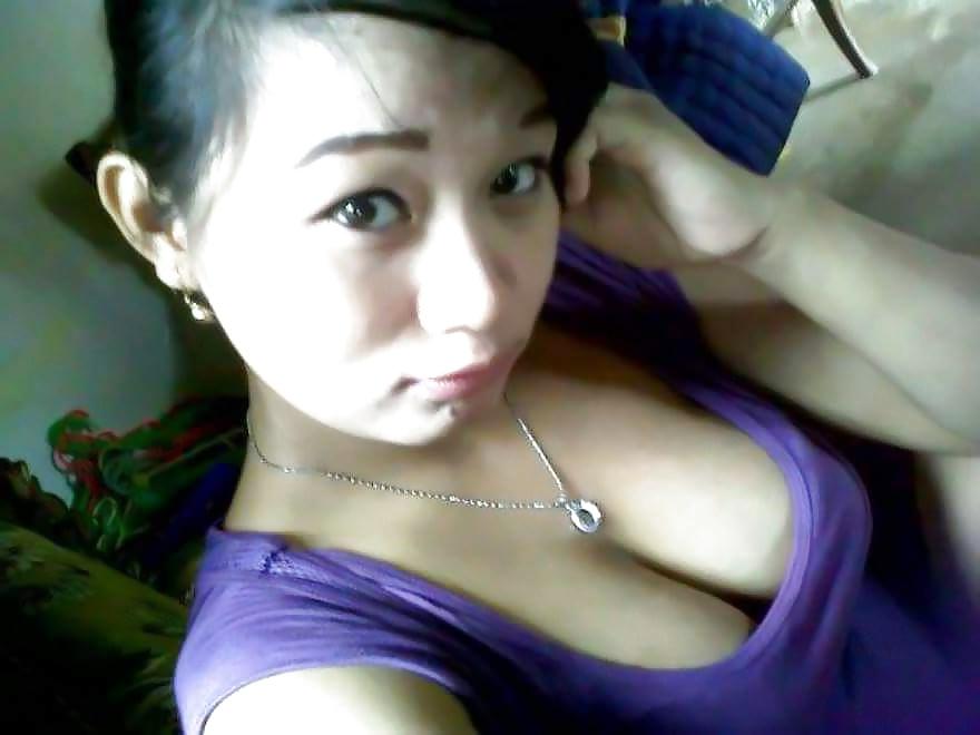 9P Gadis Tetek Montok