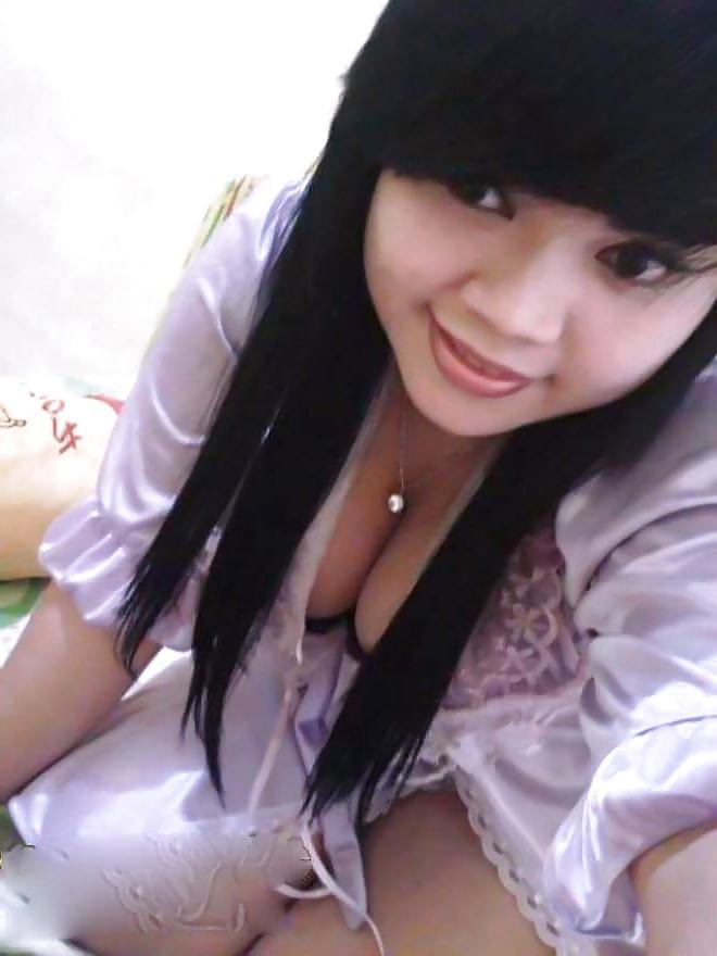 9P Gadis Tetek Montok