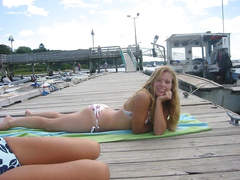 25P Bikini Babes 14