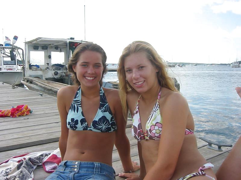 25P Bikini Babes 14