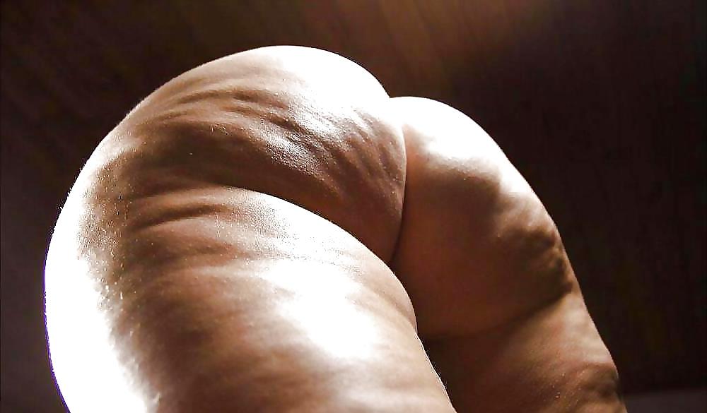 25P (Big Ass Fat Butt Huge Booty Large Donk Heavy Thick Bottom)