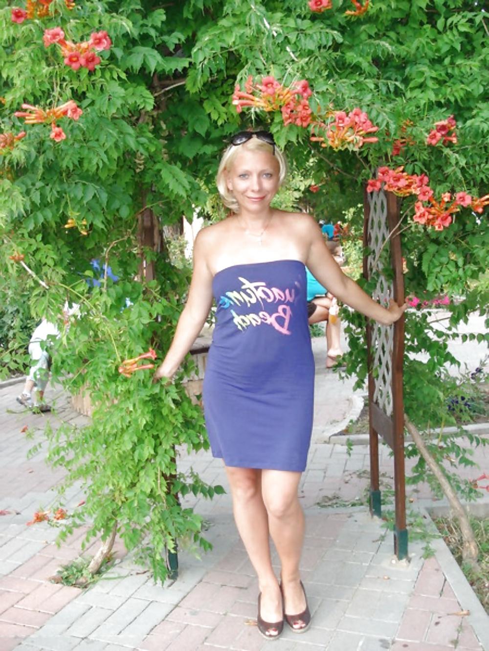 25P Russian Swinger Wife Private Life 