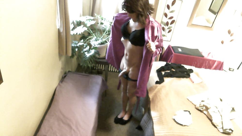 15P Sexy Crossdresser Lisa Love