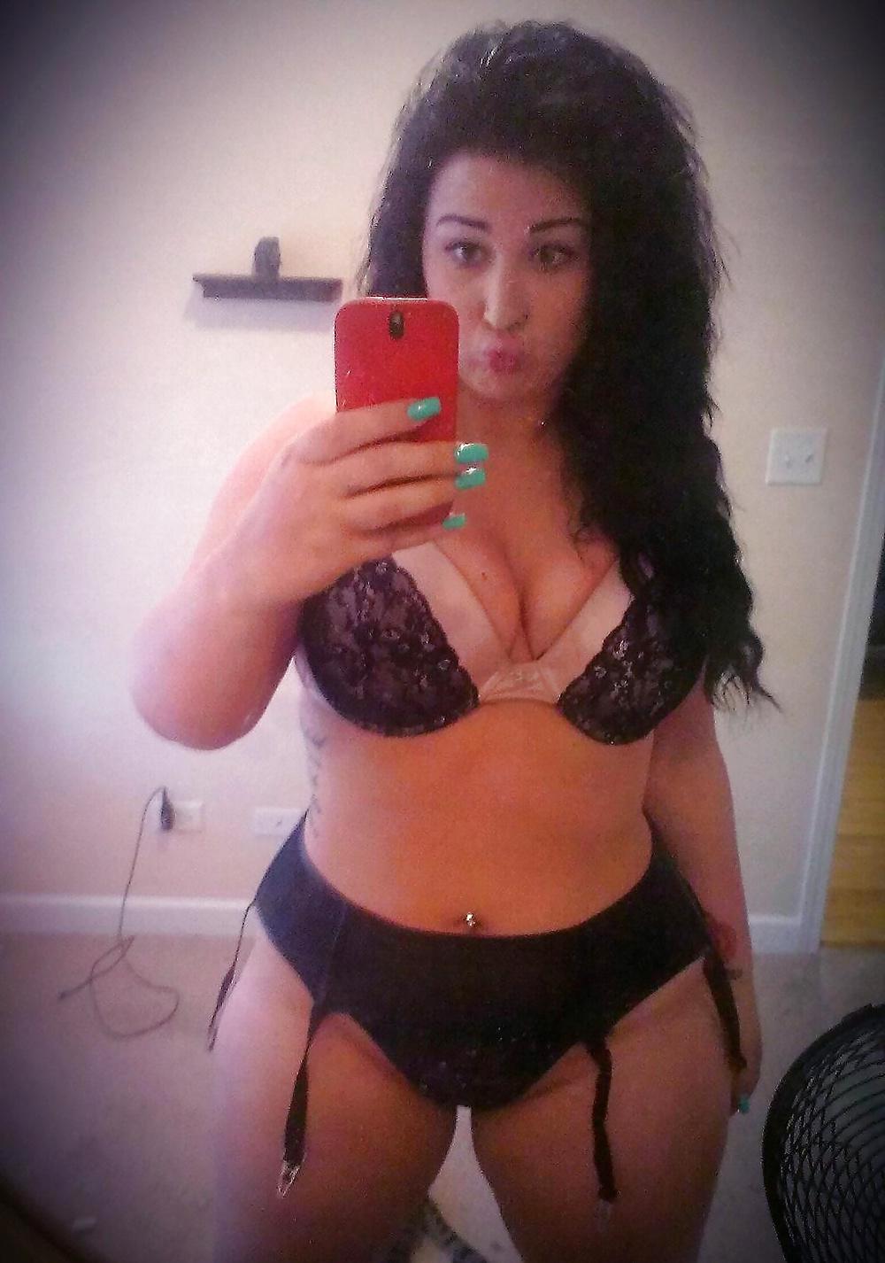 25P Nat Foxx Big Booty Pawg