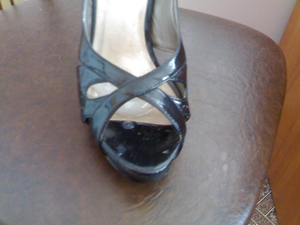 11P Fuck and cum on boss heels