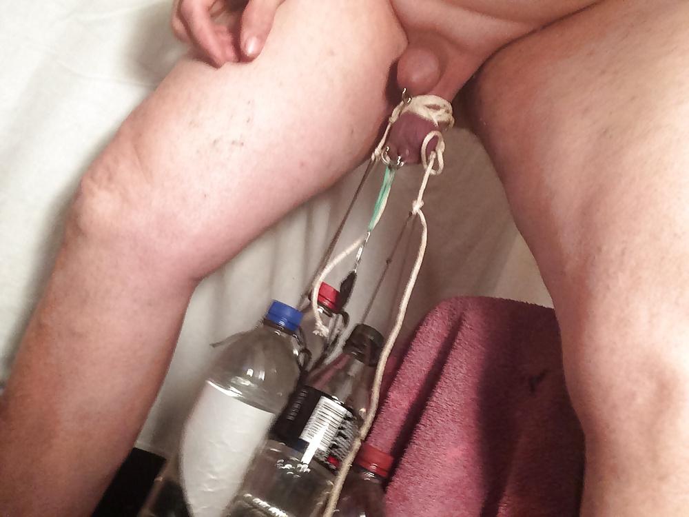 19P Whore-slave1 ball stretching todays cam session