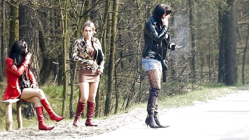 25P Street prostitutes. Lovely girls for sale