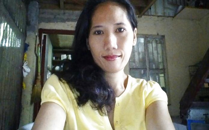 14P Pinay MILF