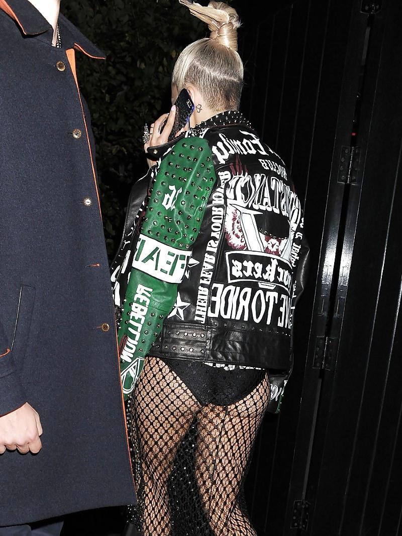 25P RITA ORA WANK FEST