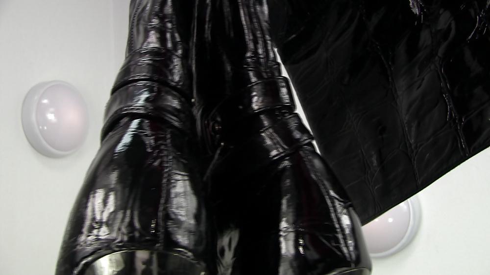 12P My mid-thigh fuck-me-boots...