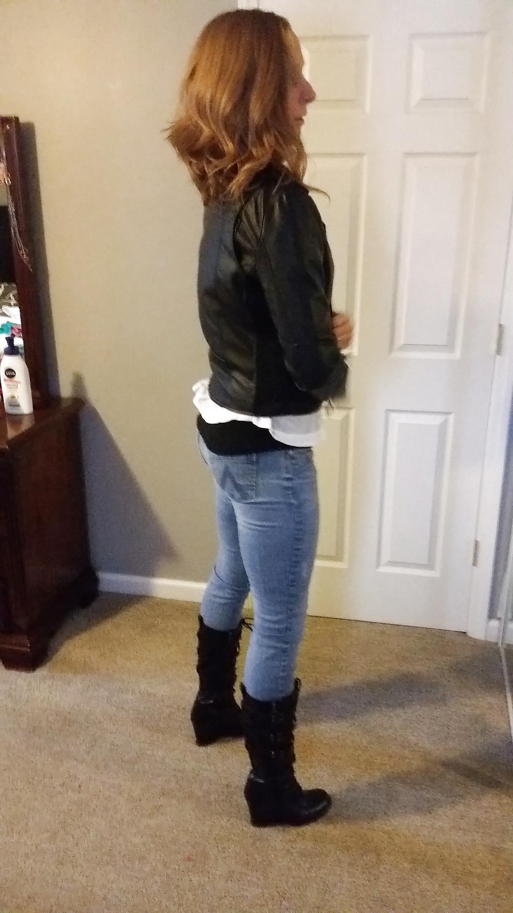 8P Getting ready in boots and jeans