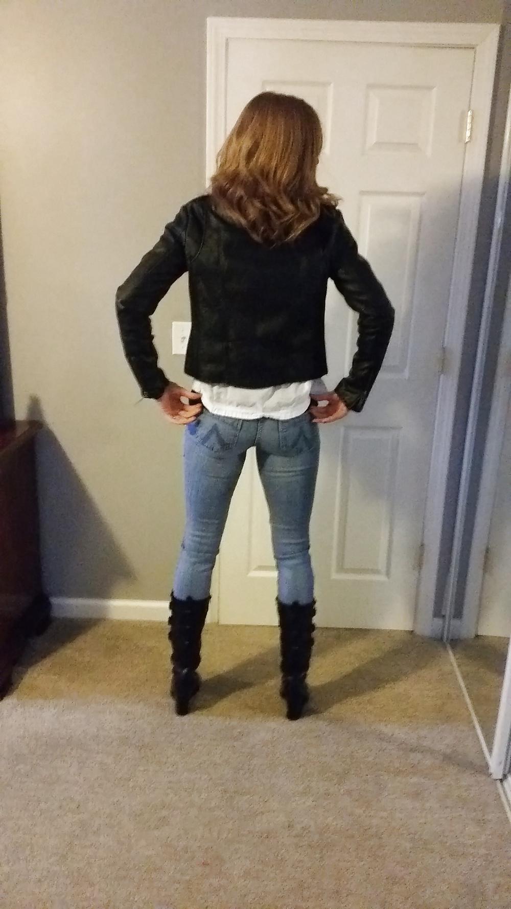 8P Getting ready in boots and jeans