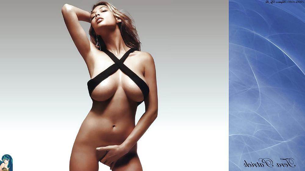 25P Bikini babes 16x9 wallpapers (2)