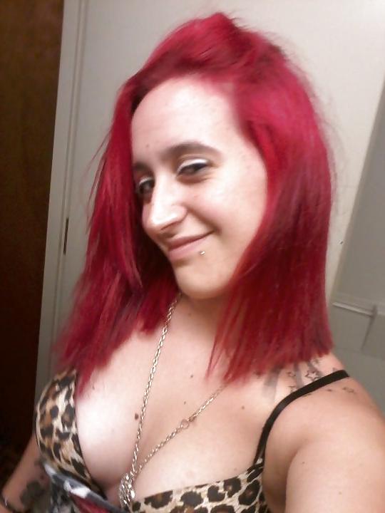 19P Meg! Wild chick who shows off her booty!