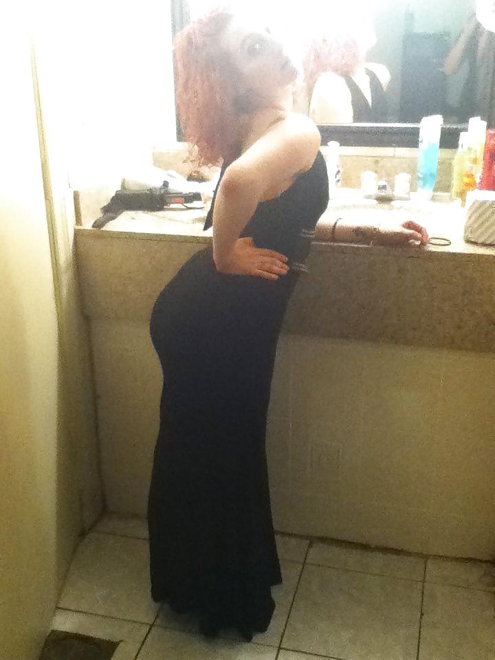 19P Meg! Wild chick who shows off her booty!