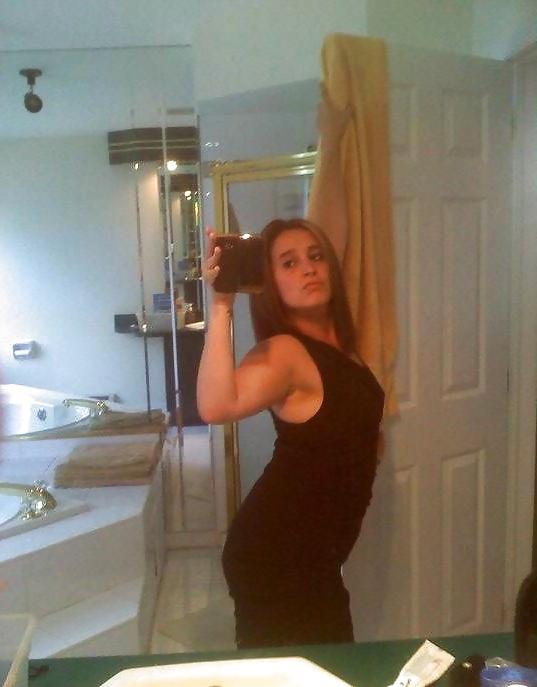 19P Meg! Wild chick who shows off her booty!