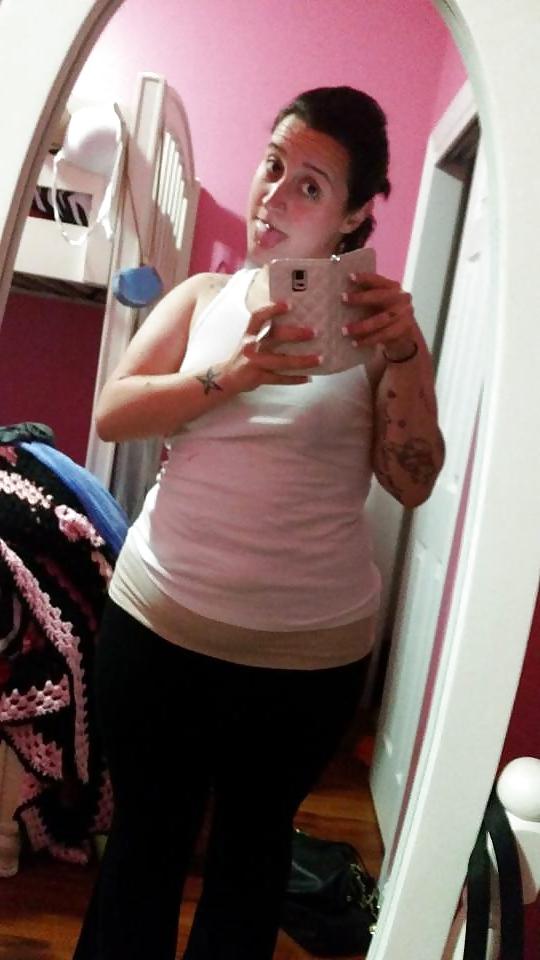 19P Meg! Wild chick who shows off her booty!