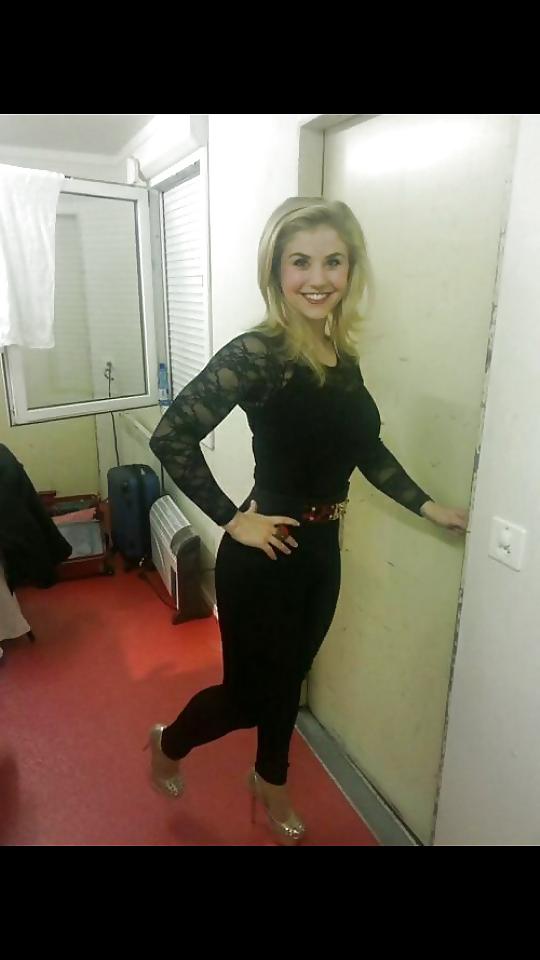 24P Geile Schlagerschlampe Beatrice Egli