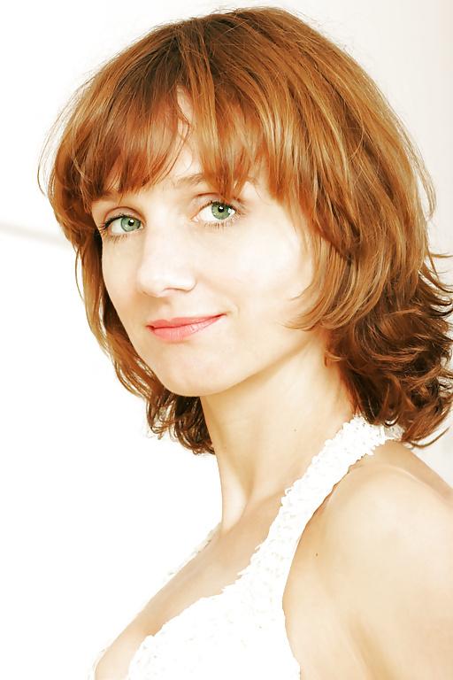 6P German actress Christina Grosse