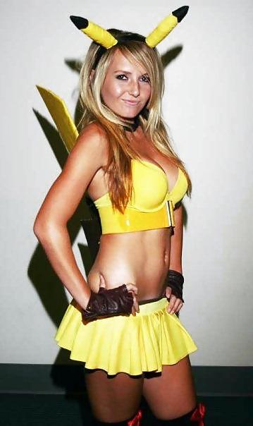 25P Jessica Nigri...Do you think her hacked pics real or fake?