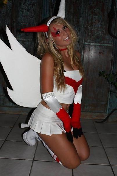 25P Jessica Nigri...Do you think her hacked pics real or fake?