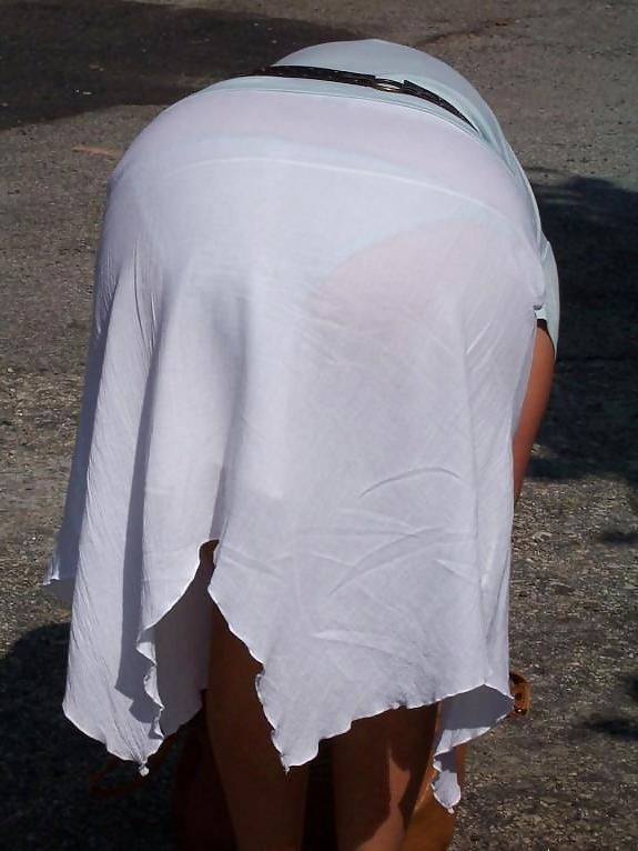 25P Candid Mom Big Butt - Street Voyeur  Booty 