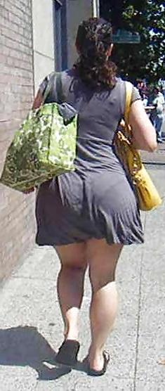 25P Candid Mom Big Butt - Street Voyeur  Booty 