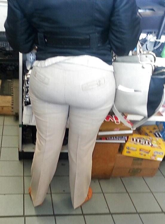 8P Phat Ass at the Store
