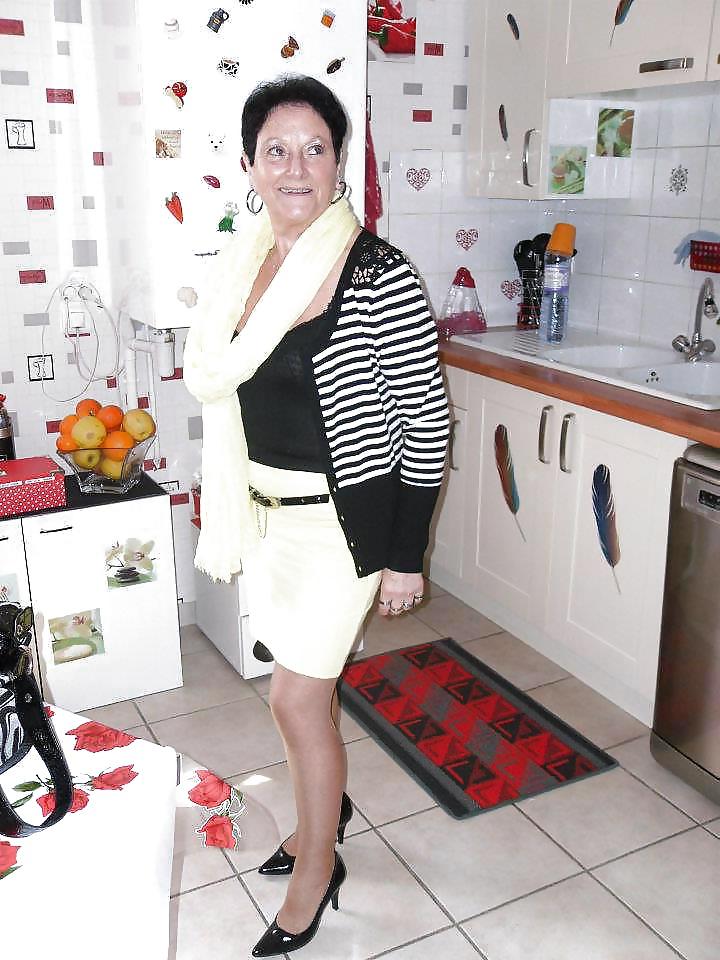 8P Ma belle mere (my stepmom)