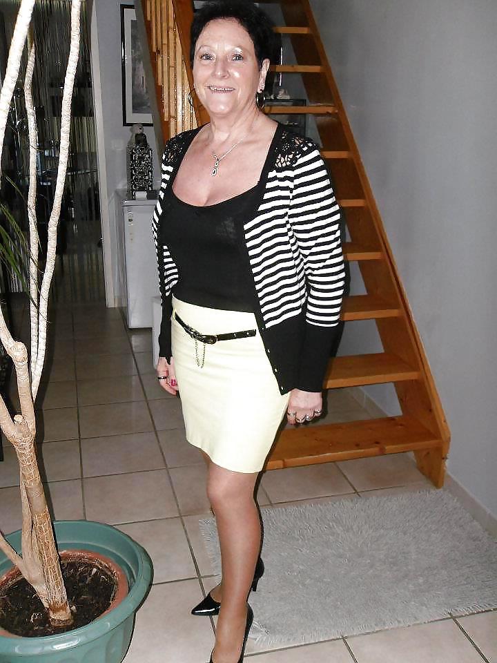 8P Ma belle mere (my stepmom)