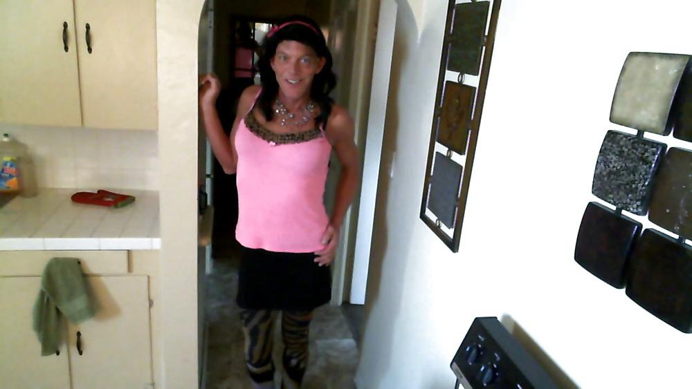 25P Crossdresser in tights