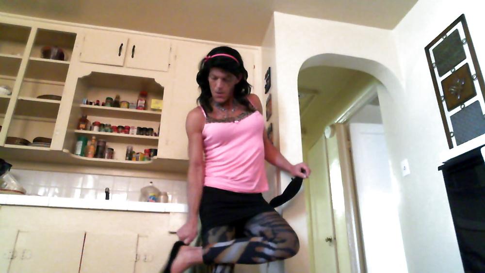 25P Crossdresser in tights
