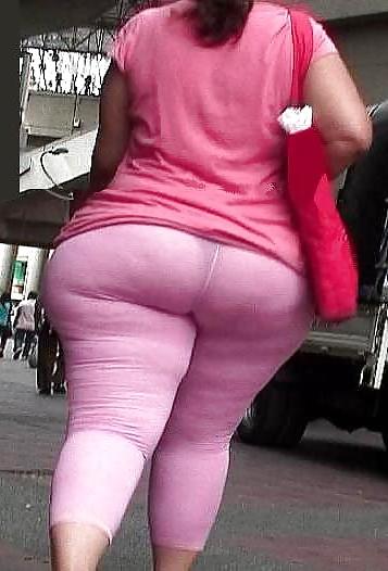 25P Big Fat Full Massive Thick Ass Butt Booty Thighs Legs !!!