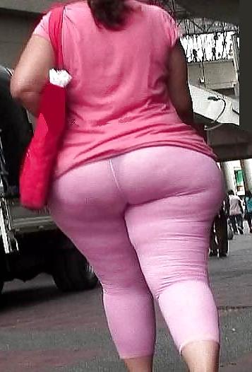 25P Big Fat Full Massive Thick Ass Butt Booty Thighs Legs !!!