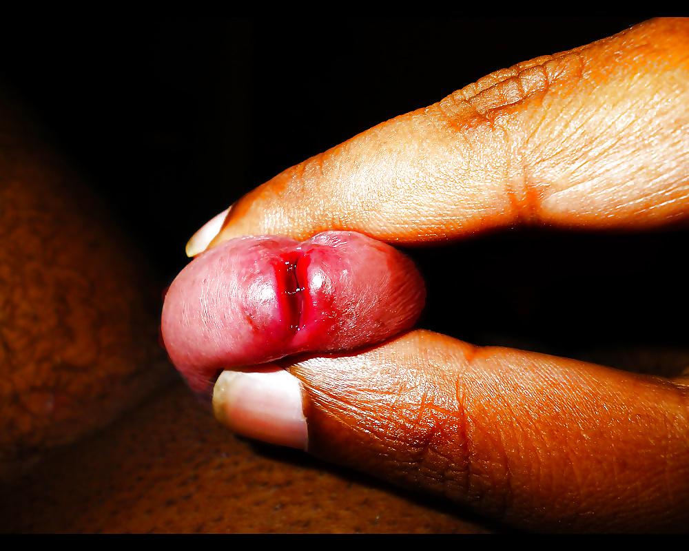 25P YOUNG SHAMELESS COCK FOR YOU TO SUCK AND FUCK