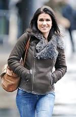 25P SUSANNA REID VS DAVINA MCCALL WANK FEST