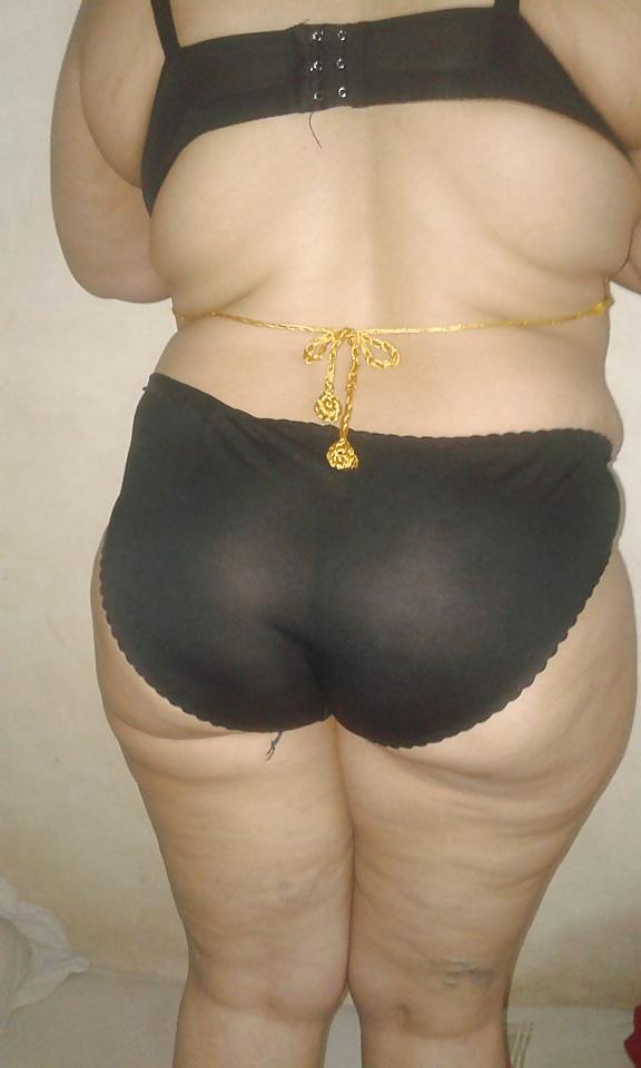 21P Madam naglaa 48y egypt, El-Tagamu El Khames