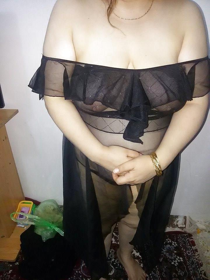 21P Madam naglaa 48y egypt, El-Tagamu El Khames