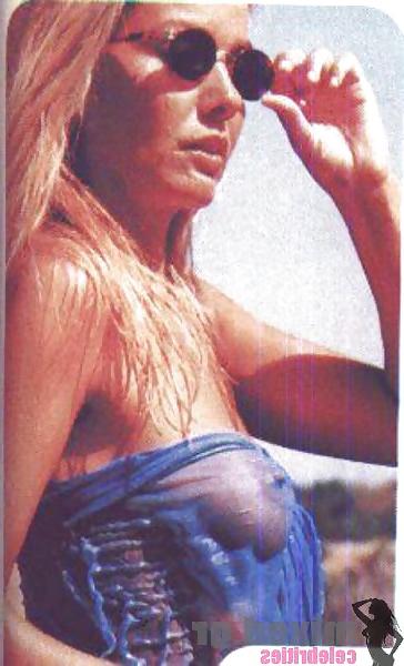 25P Greek celebrities xristina papa