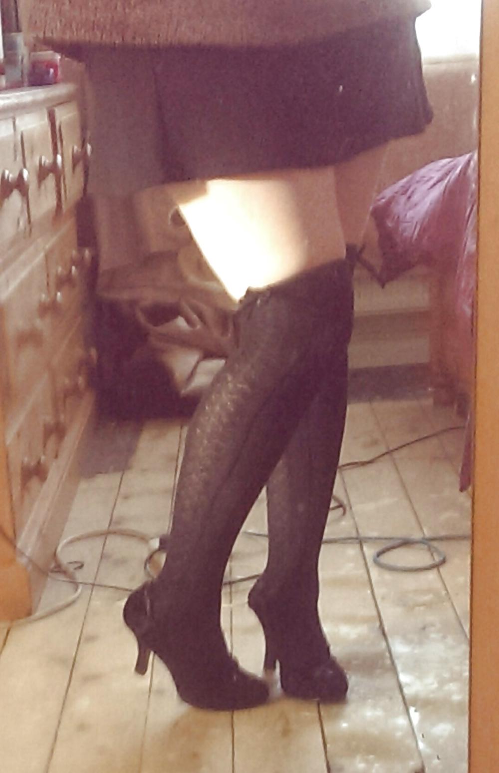 16P My English Boobs, Nipples, Legs & Arse, Dress Up