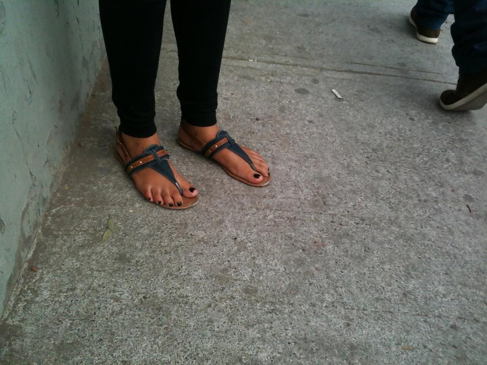 21P Feets and the street