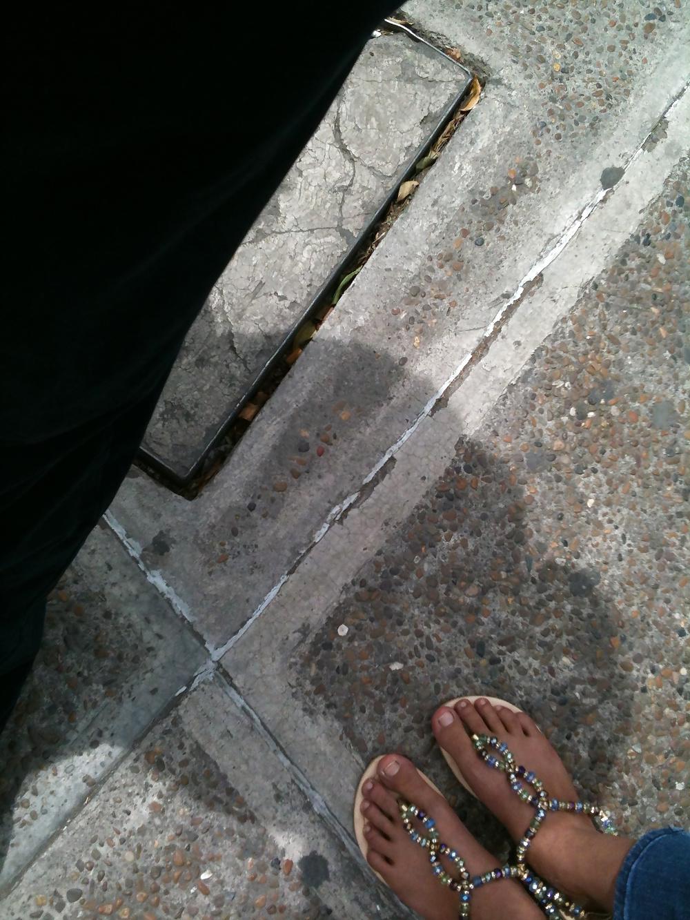 21P Feets and the street