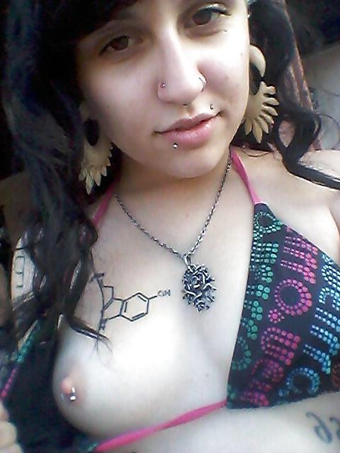 25P Piercings and tattoos