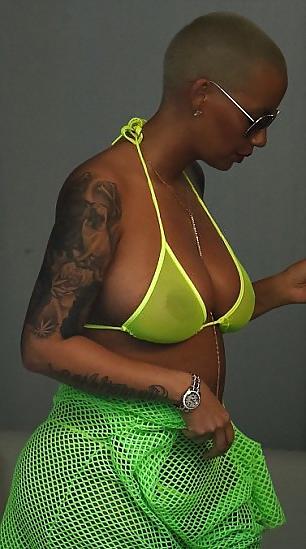 25P Amber Rose & Blac Chyna – Titten & Arsch am Miami Beach – Ameman