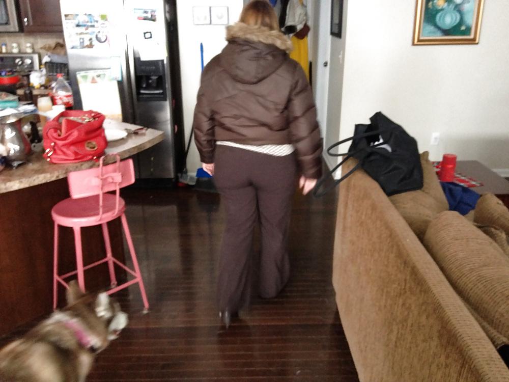 9P Fat Booty MILF