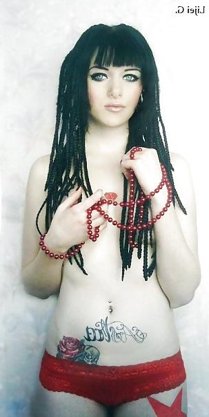 25P Gothic,emo girl 2